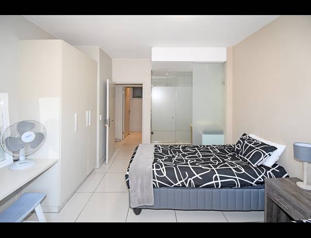 2 BEDROOM APARTMENT FOR SALE IN ROSEBANK